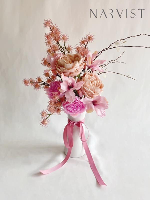 แจกันดอกไม้ประดิษฐ์