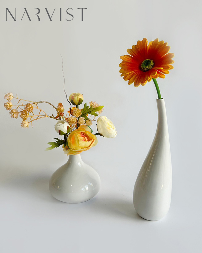 แจกันดอกไม้ประดิษฐ์