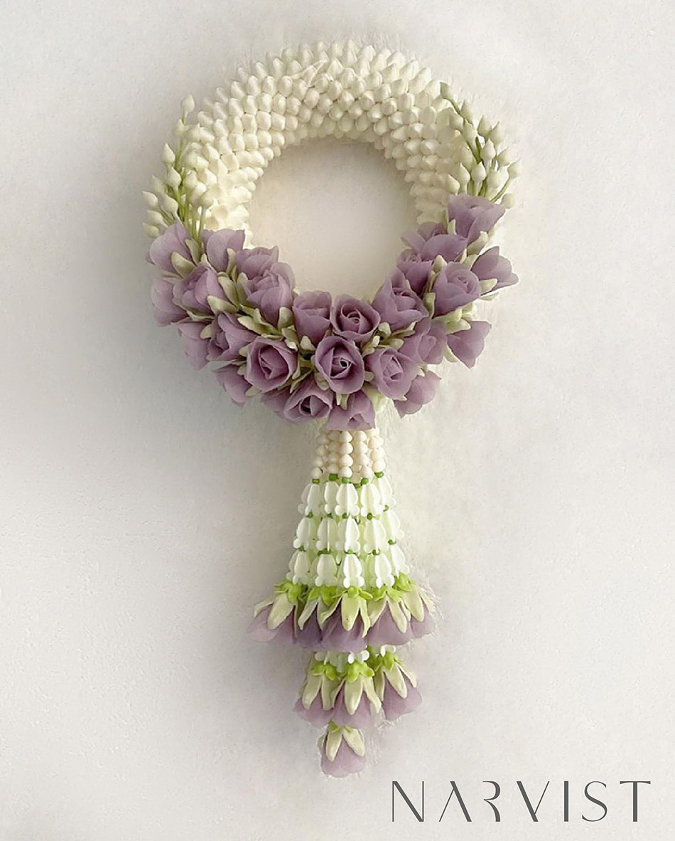 พวงมาลัยดอกไม้ประดิษฐ์