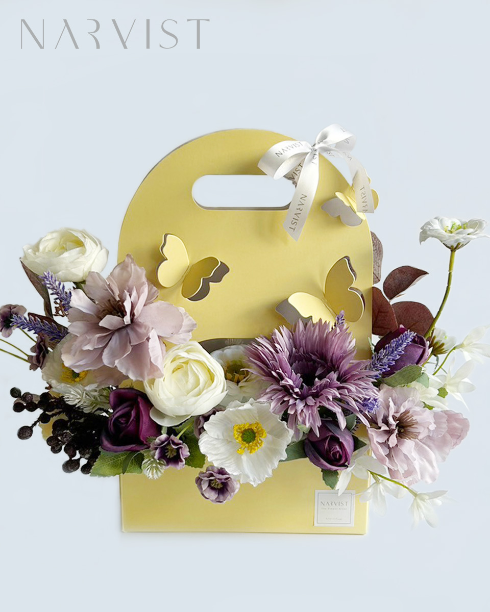 กระเป๋าดอกไม้ประดิษฐ์ ดอกไม้แสดงความยินดีพร้อมการ์ด ชุดดอกไม้ในกระเป๋าผีเสื้อ BA19