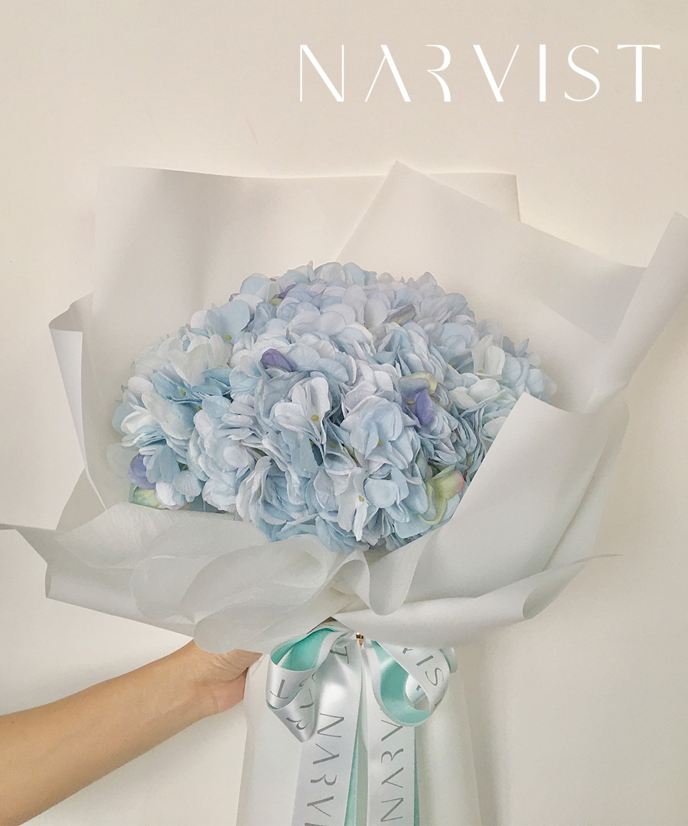 ดอกไม้ประดิษฐ์ BQ44 ดอกไม้แสดงความยินดีพร้อมการ์ด ช่อกระดาษขาว และดอกไฮเดรนเยียสีฟ้า