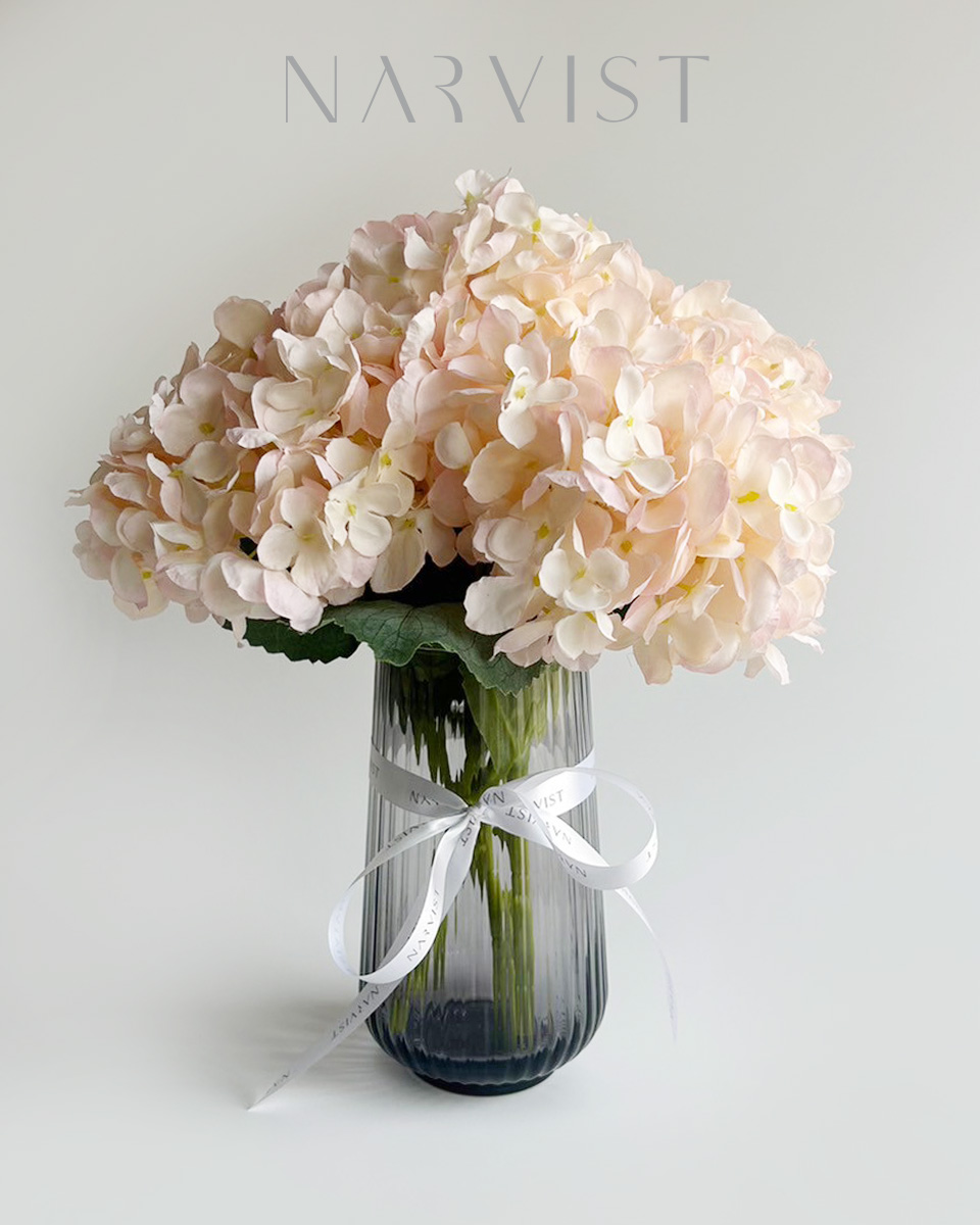 แจกันดอกไม้ประดิษฐ์ VA52 ดอกไม้แสดงความยินดีพร้อมการ์ด ชุดแจกันดำริ้วดอกไฮเดรนเยีย