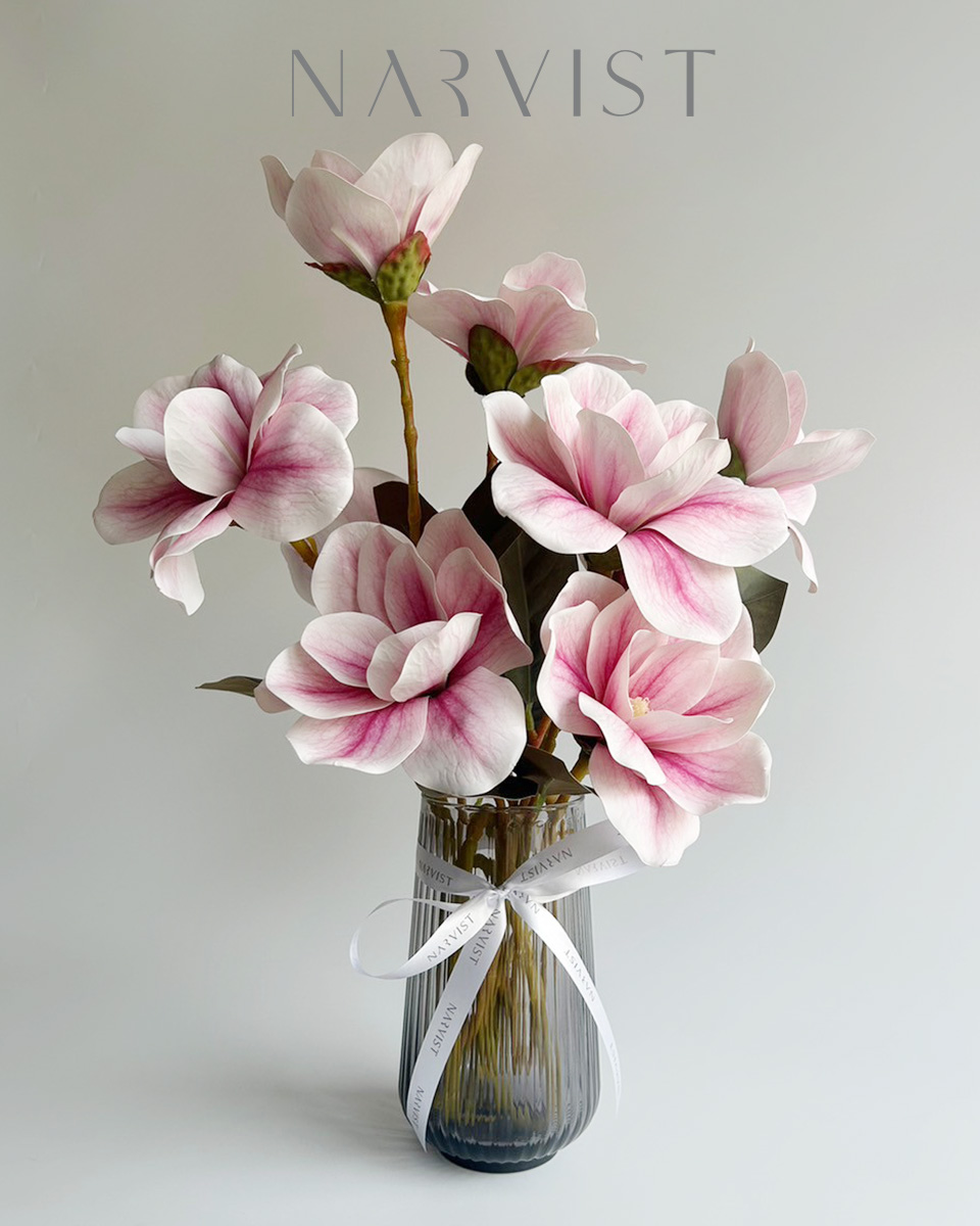 แจกันดอกไม้ประดิษฐ์ VA51 ดอกไม้แสดงความยินดีพร้อมการ์ด ชุดแจกันดำริ้วดอกแมกโนเลีย